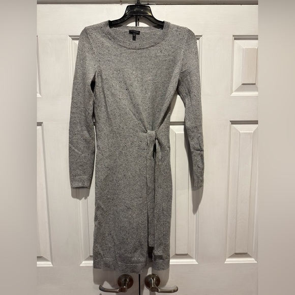 Elegant Gray  Women's Dress - Picture 4 of 4